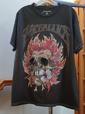 Metallica T-Shirt Gray With Rhinestone Crystal Accents Adult M/L
